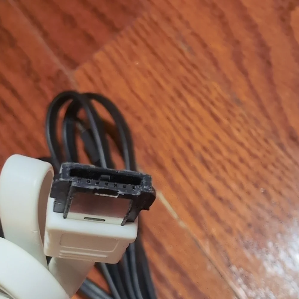 eSATA Plate Port with White and Black Cables